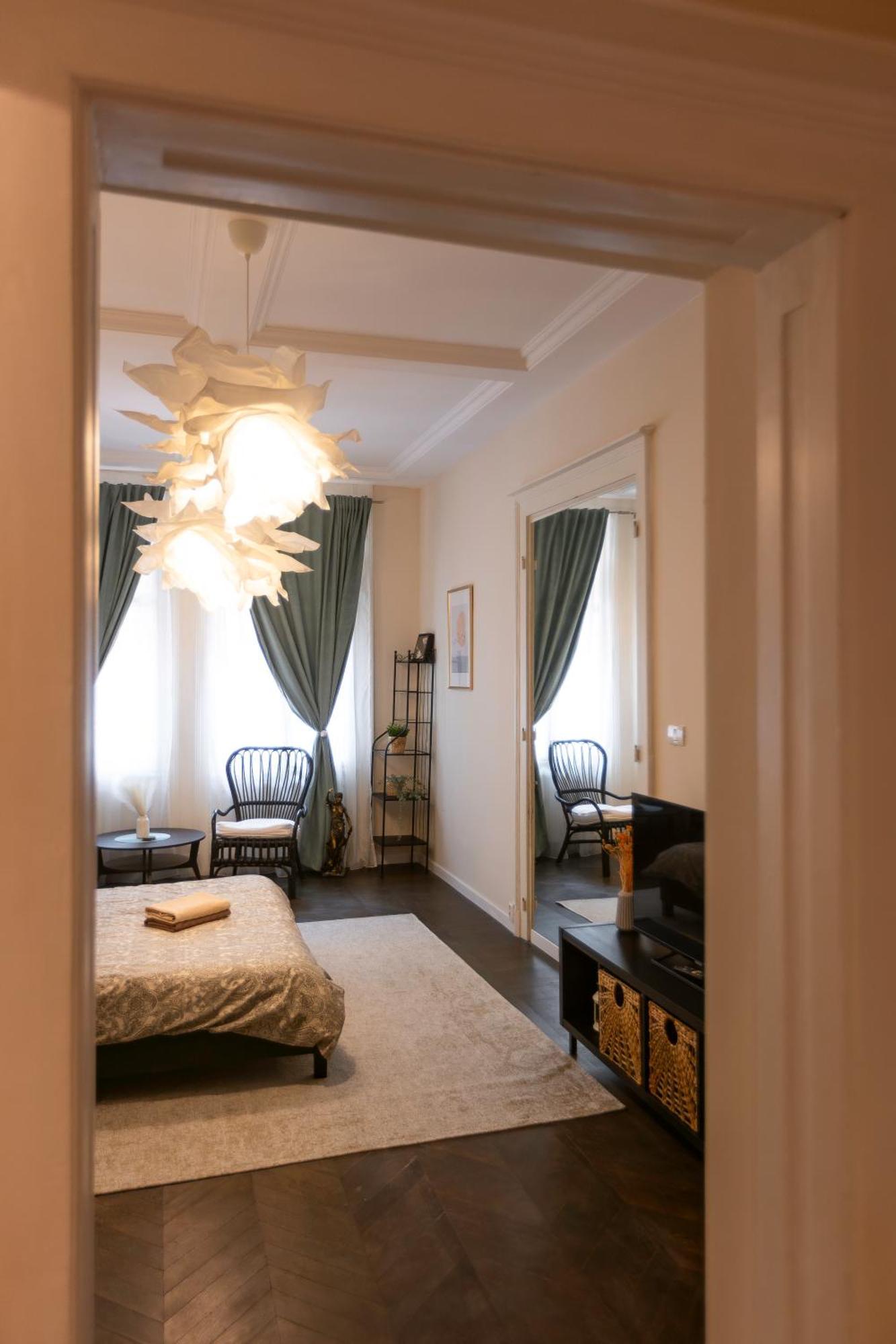 Central Charm - 2Br Apartment Temesvár Kültér fotó